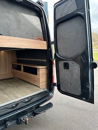 Transportbil - Skåp Mercedes-Benz Sprinter 14 av 28