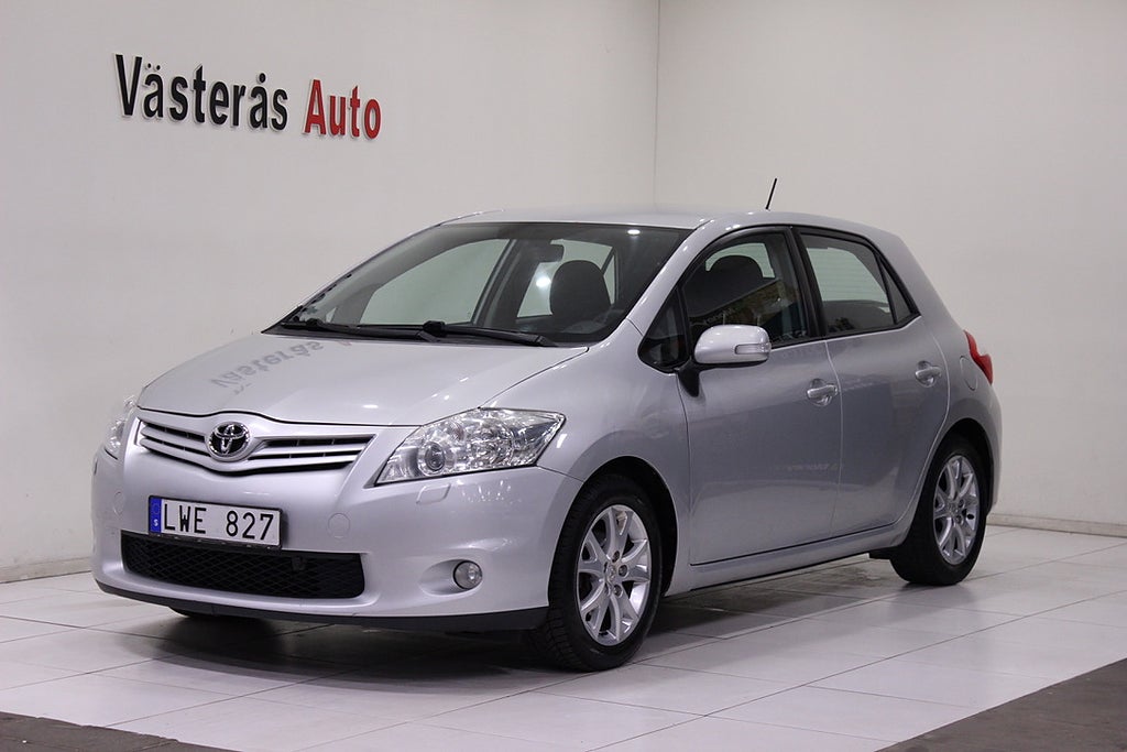 Toyota Auris 5-dörrar 1.6 Ny Besikt Drag Valvematic Plus 132hk