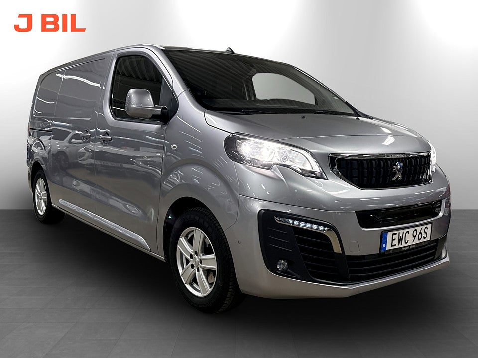 Peugeot e-Expert PRO+ 75kWh 136hk Aut L2 B-KAMERA CARPLAY