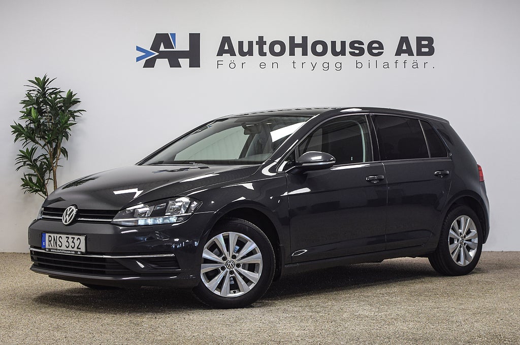 Volkswagen Golf 5-dörrar 1.0 TSI Radarfarthållare CarPlay Sensorer