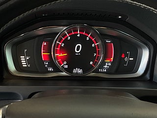 Volvo S60 T3 R-Design S&V-hjul/VOC/Pvärm/Psens/Skinn – bild 17