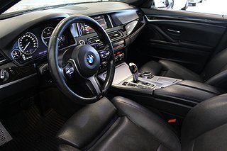 Sedan BMW 530 12 av 21
