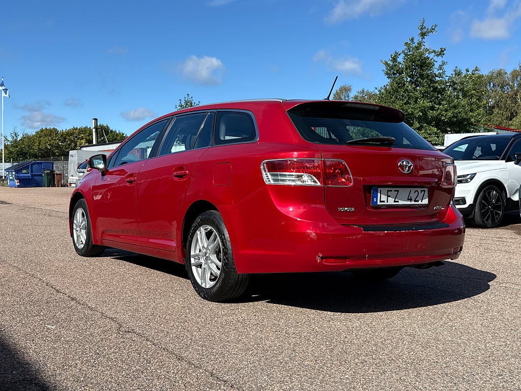 Toyota Avensis Kombi 1.8 Valvematic Business