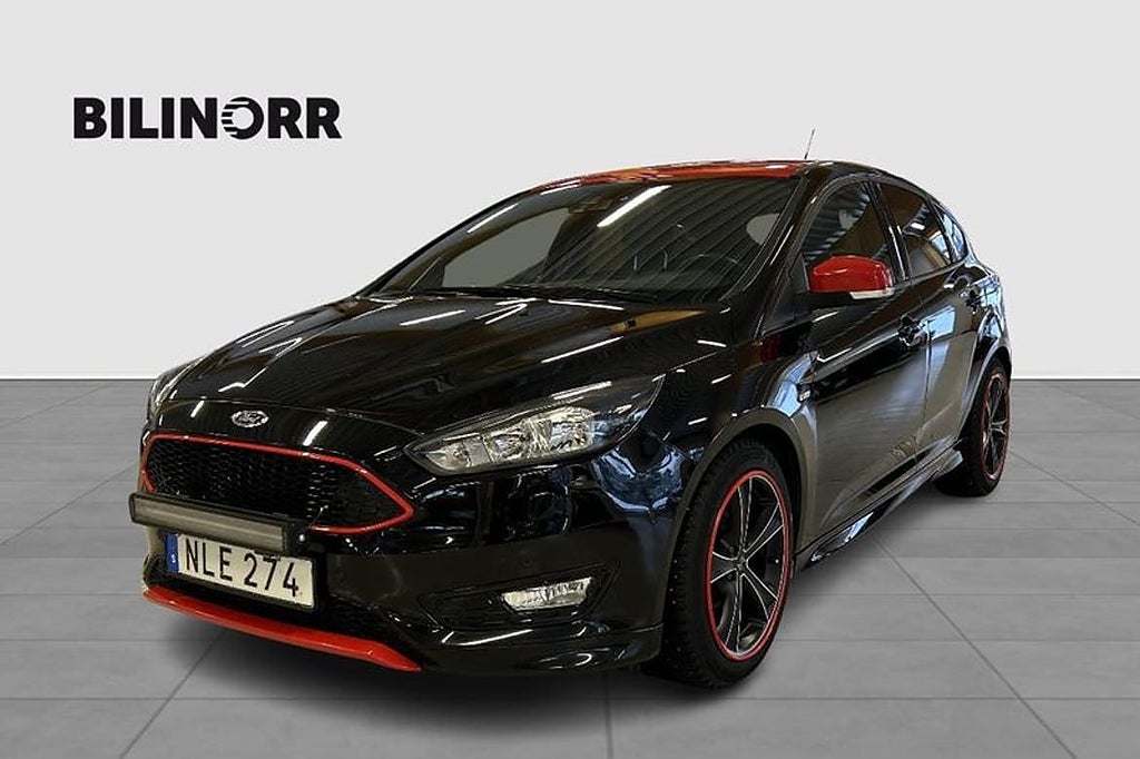 Ford Focus ST-Line Black Edition