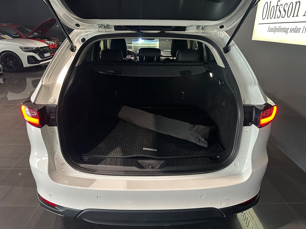 Mazda CX-60 2,5 PHEV Exclusive AWD Läder 327hk Plugg in Värmare - bild 13