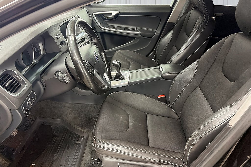 Volvo V60 2016