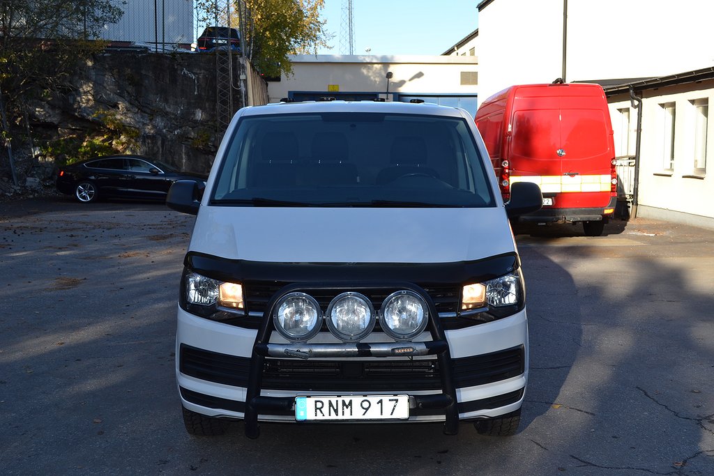 Volkswagen Transporter T30 2.0 TDI Värmare, Drag, DSG inredning