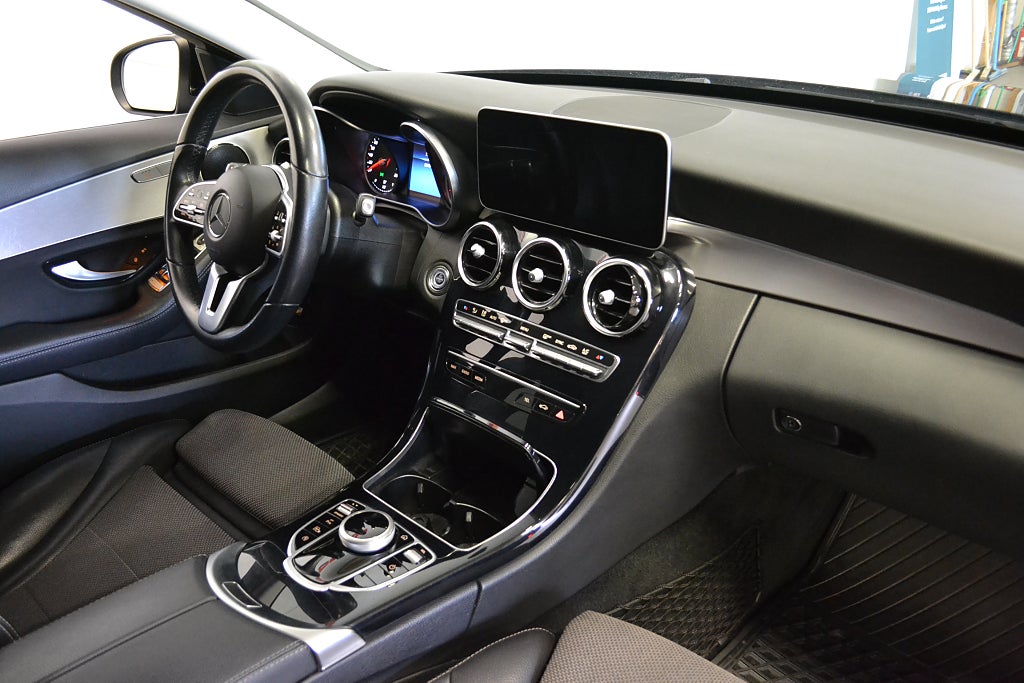 Mercedes-Benz C 200 T 184hk 4MATIC Avantgarde | Drag | Kamera | Navi | 2020