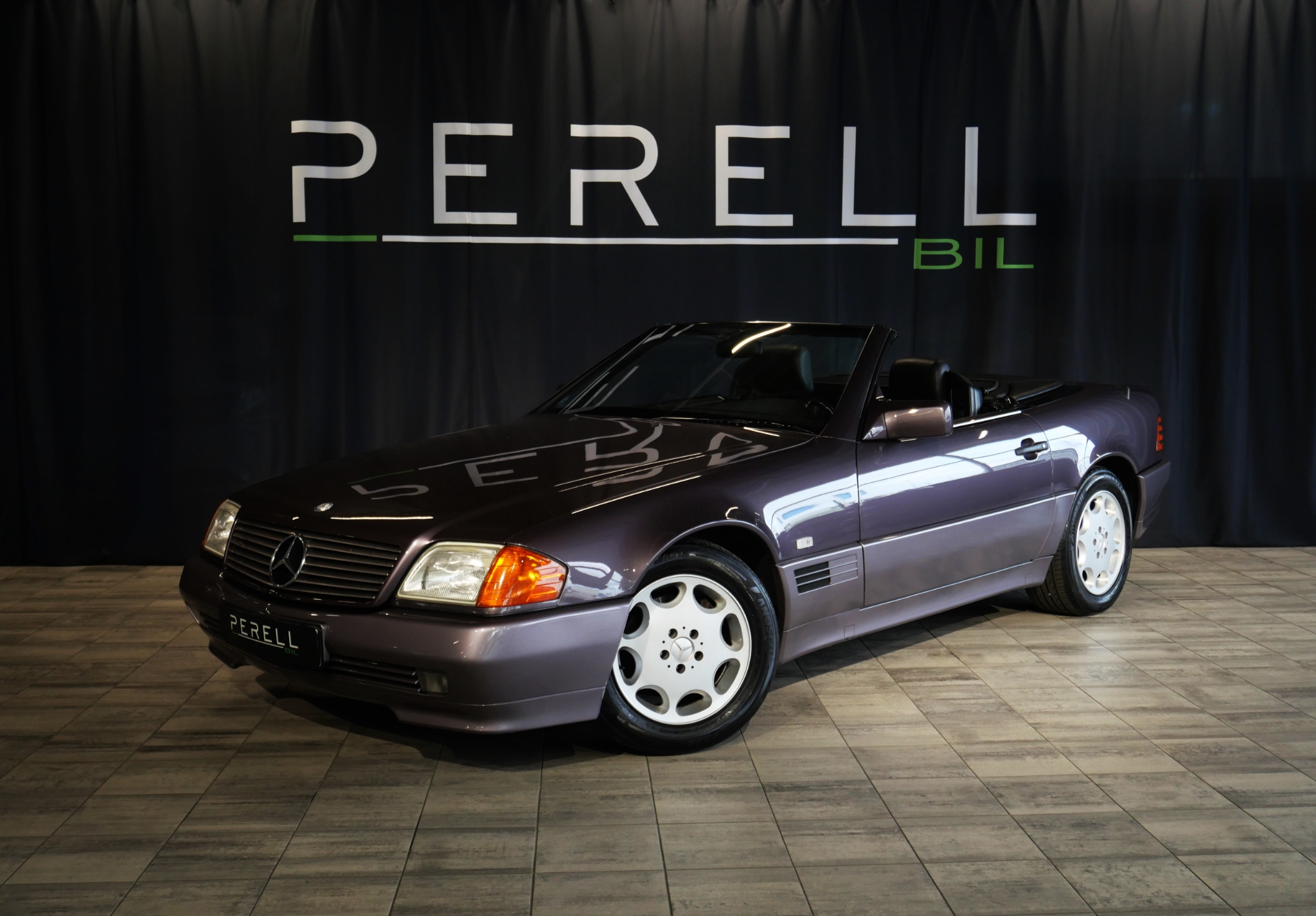 Mercedes-Benz 300