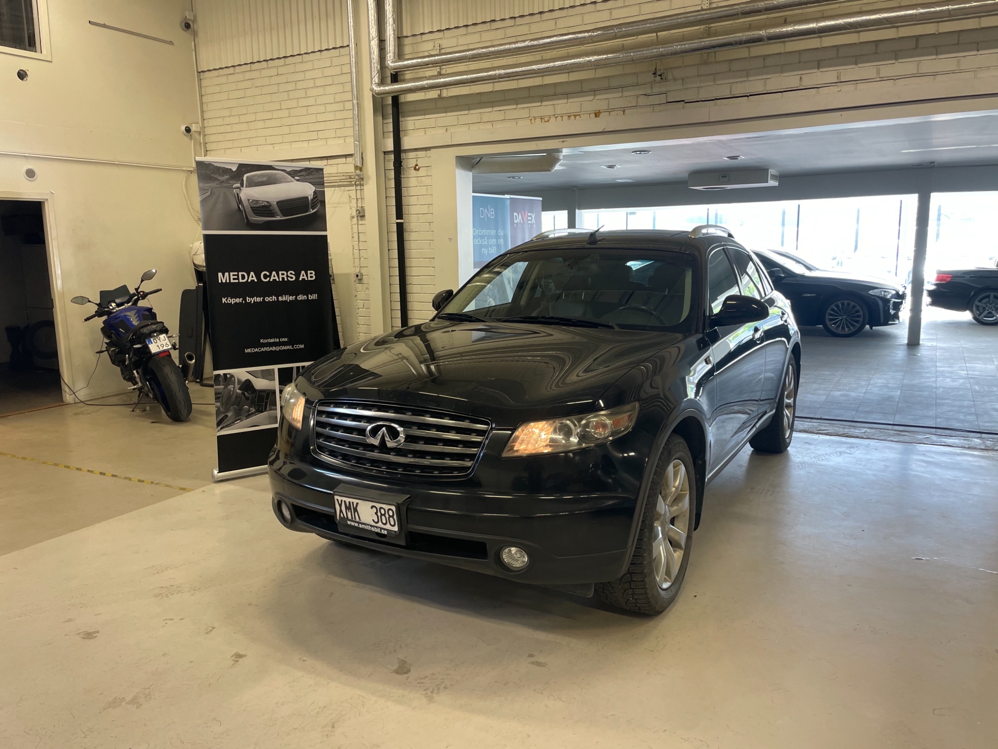 Infiniti FX45 2005, bild 2/30