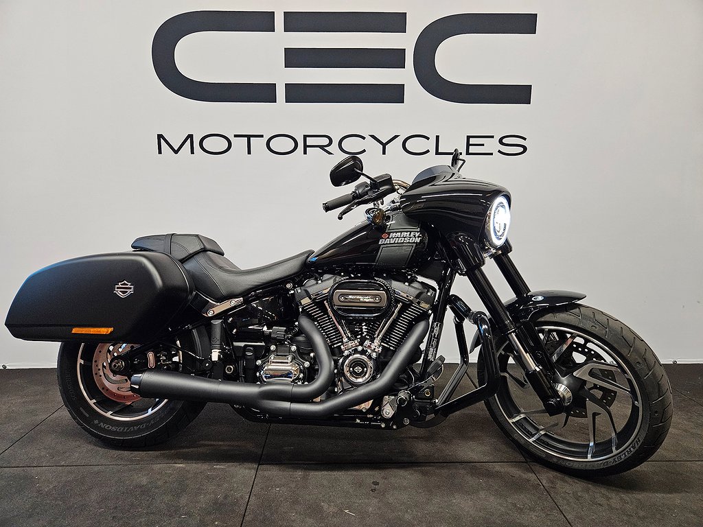 Harley-Davidson SPORT GLIDE  *Endast 320 mil* 