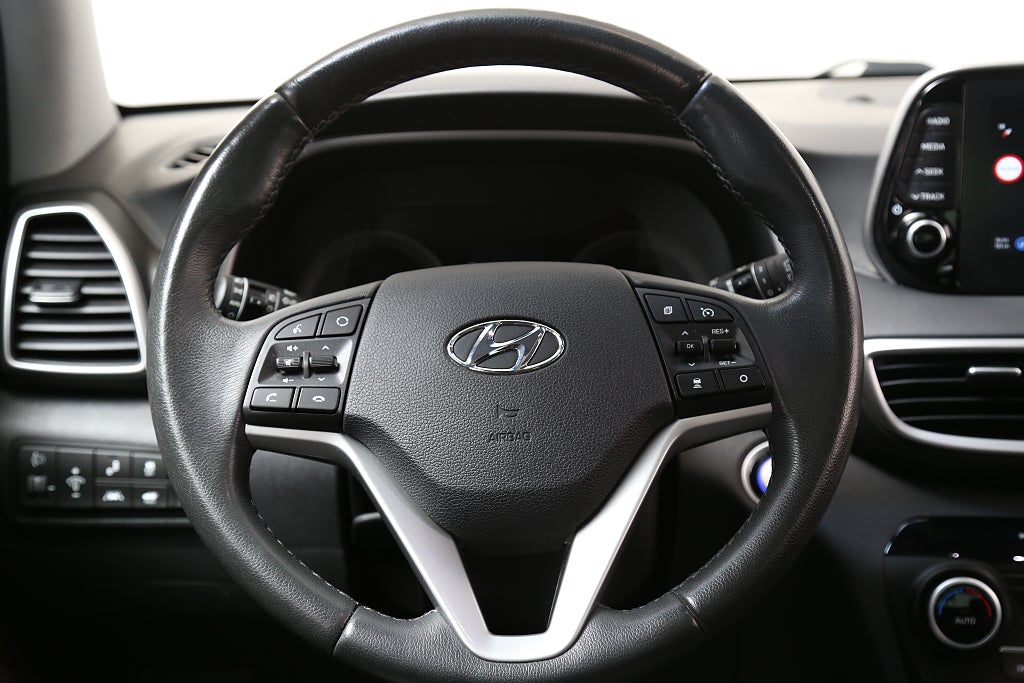 Hyundai Tucson 1,6 T-GDI 177hk Premium AWD Aut Pano Skinn Motorv Drag 2019