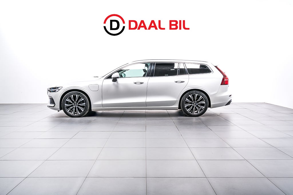 Volvo V60 RECHARGE T6 AWD 350HK CORE BRIGHT VÄRM B-KAM DRAG