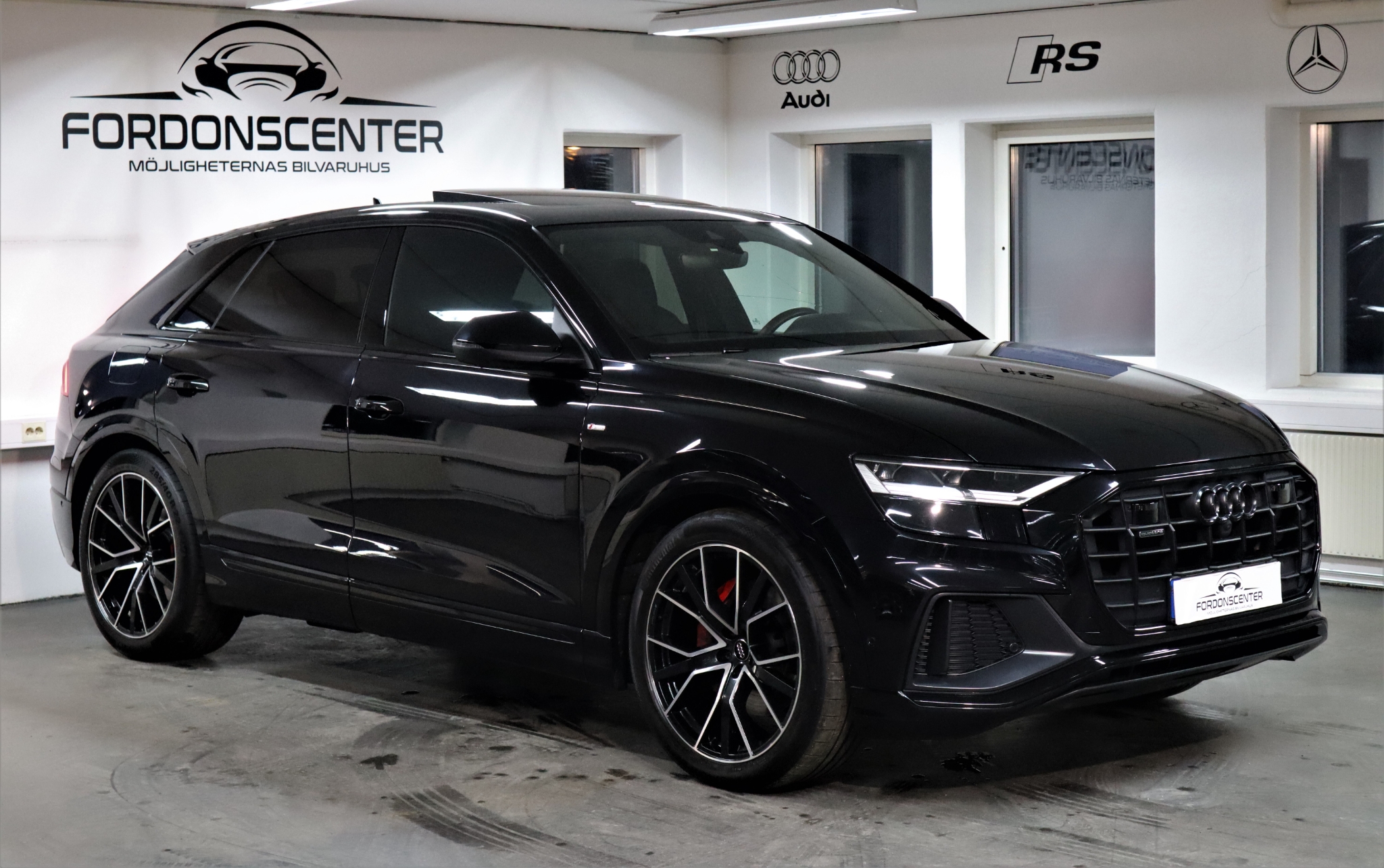 Audi Q8 2020, bild 2/50