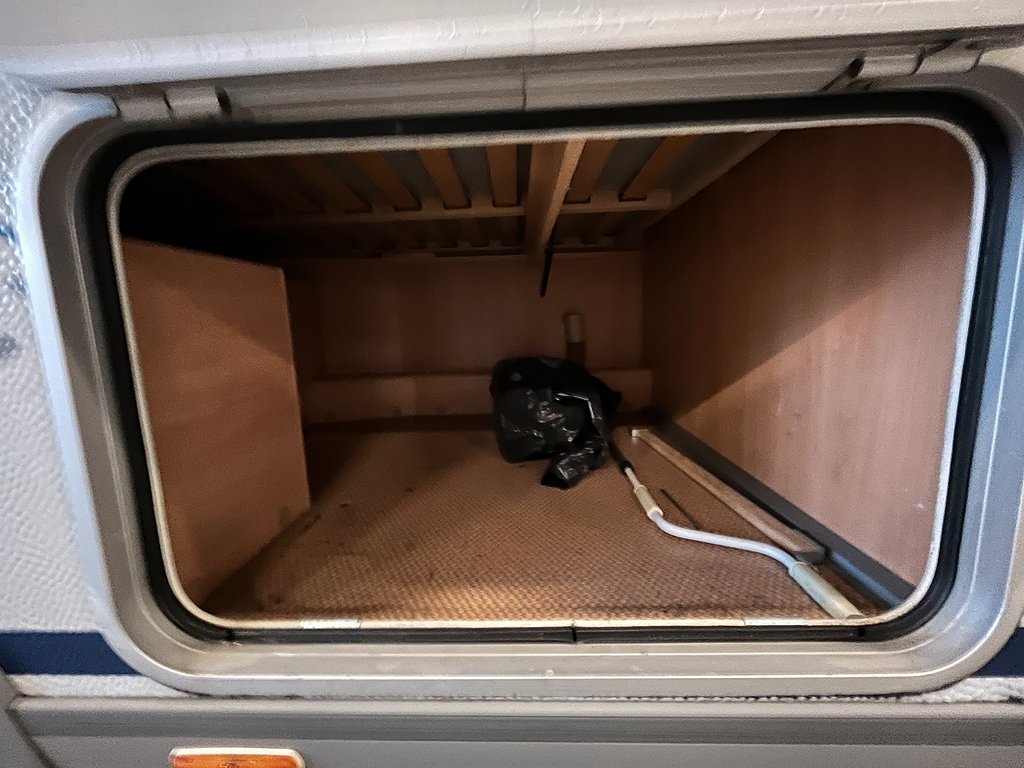 Dethleffs Advantage T-5841  / MaxxFan / Solcell / B-körkort - Dethleffs