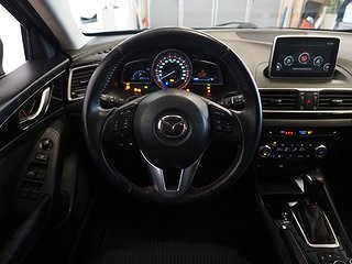 Halvkombi Mazda 3 16 av 20