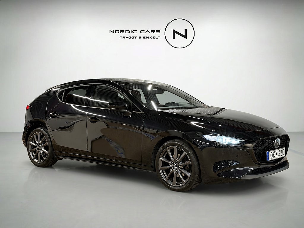 Mazda 3 HB 2.0 SKYACTIV-G M Hybrid 122 HK Drag Bose HuD Kamera
