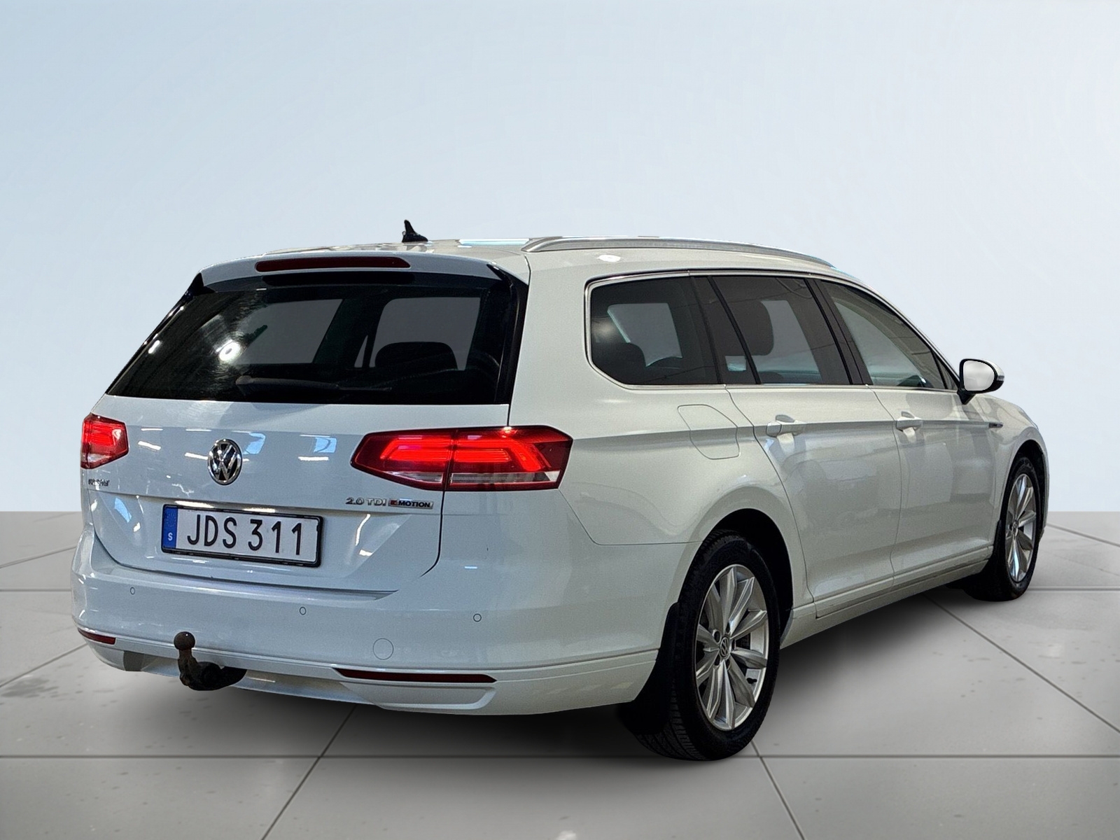 Volkswagen Passat 2016, bild 6/10