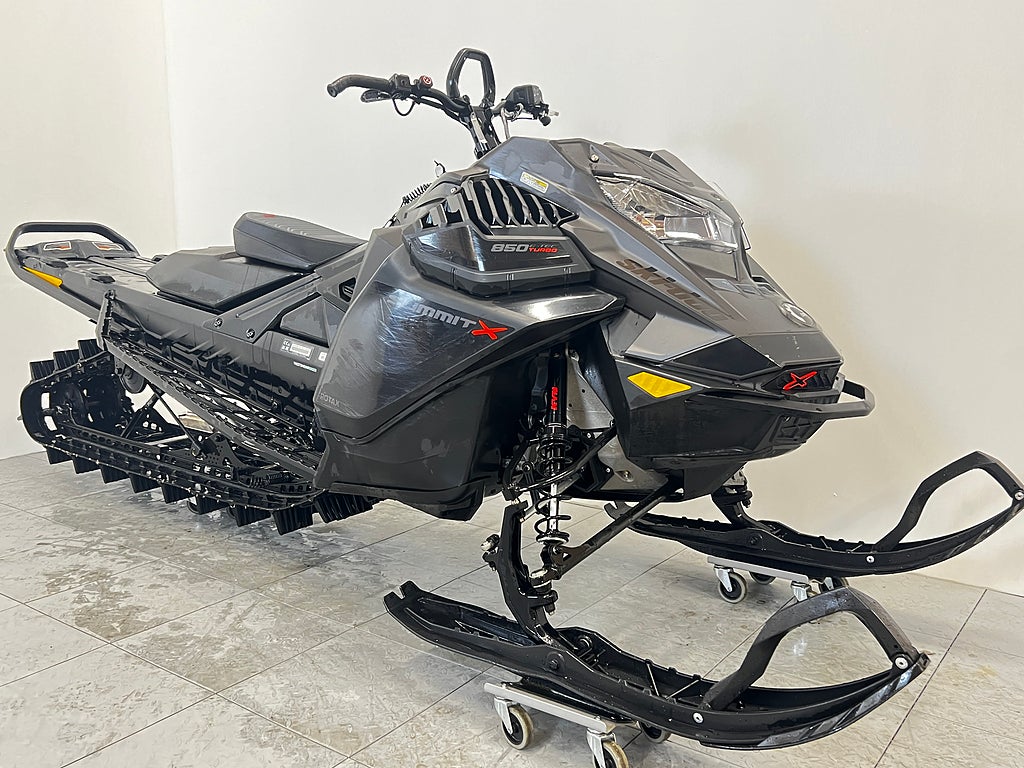 Ski-Doo Summit 850 Turbo EXPERT 154
