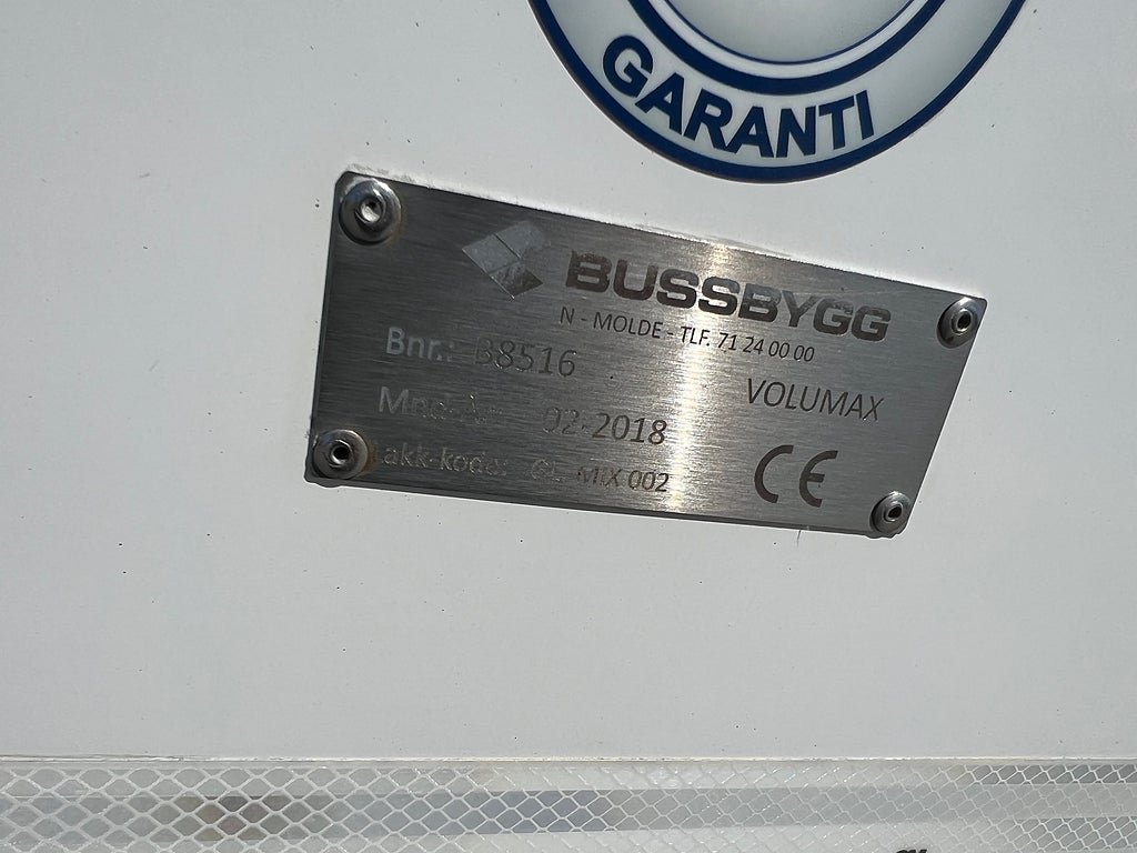 Volvo FM 410 6x2 Skåpbil, Öppningsbarsida, Bussbygg, Värmare