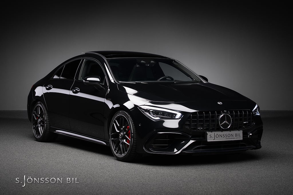 Mercedes-Benz CLA 45 S AMG / Panorama / Burmester / Premium paket