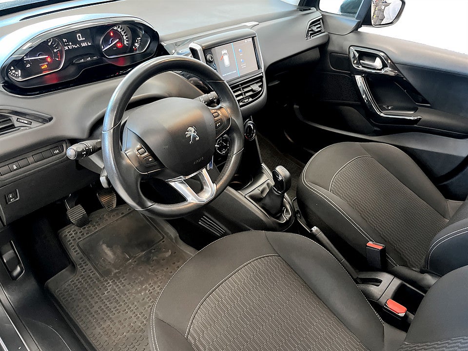 Bild på Peugeot 208 Active 1.2 PT 82hk LÅG SKATT!