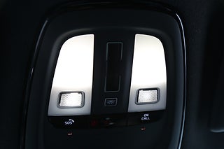 SUV Volvo XC40 25 av 34