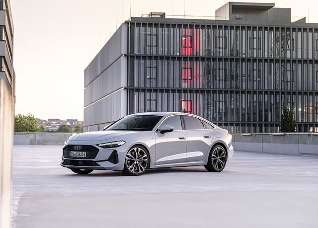 Audi A5 Sedan E-Hybrid Quattro