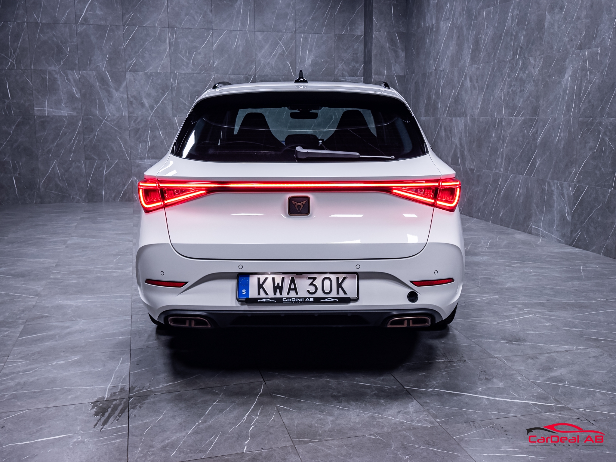 Cupra Leon Sportstourer e-Hybrid Cockpit 2024, bild 6/62