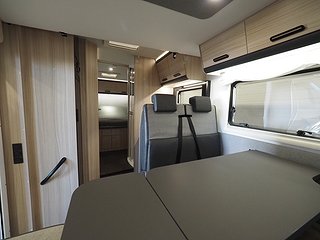 Husbil-halvintegrerad Sun Living S 75 SC 10 av 21