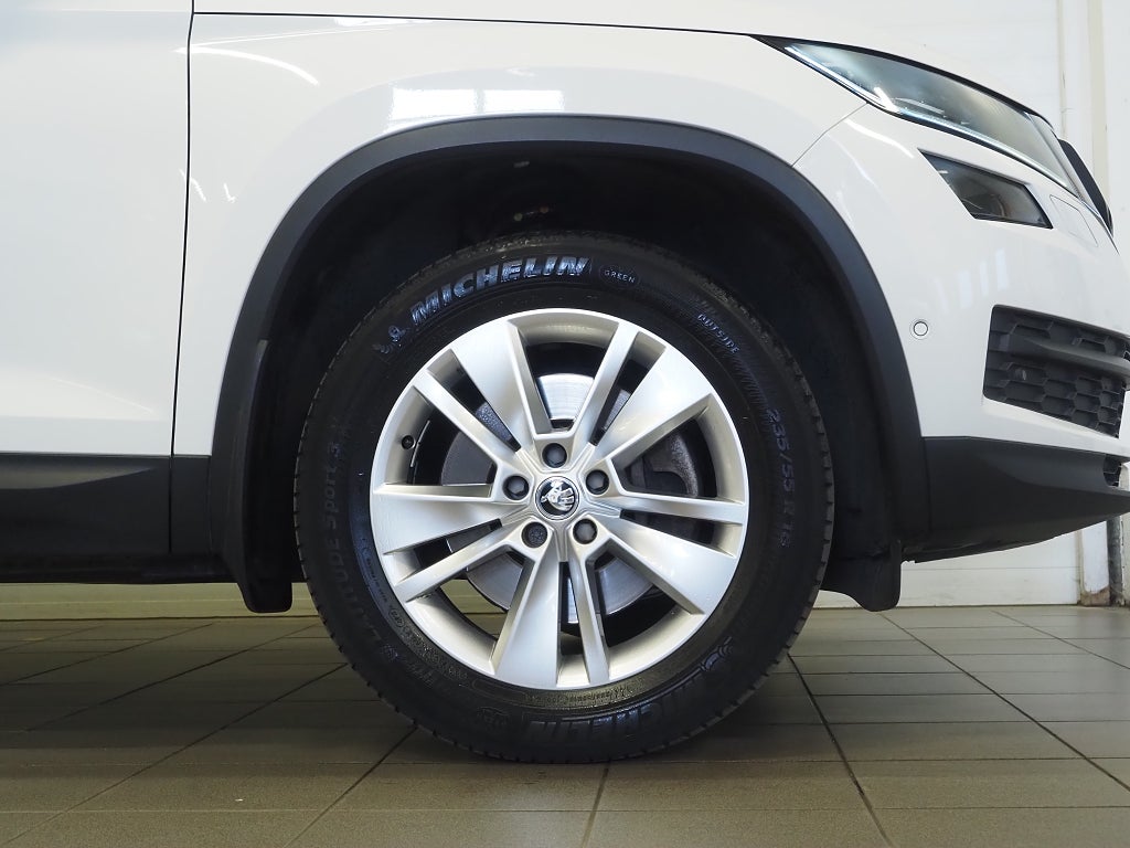 Skoda Kodiaq 2.0 TSI 4x4 180 Businessline Kamera Drag P-Värm Canton 2018