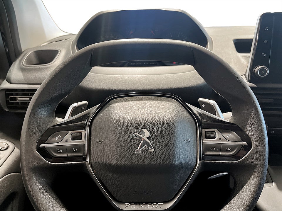 Bild på Peugeot Partner PRO 1.5 BHDi 130hk Aut L1 DRAGKROK