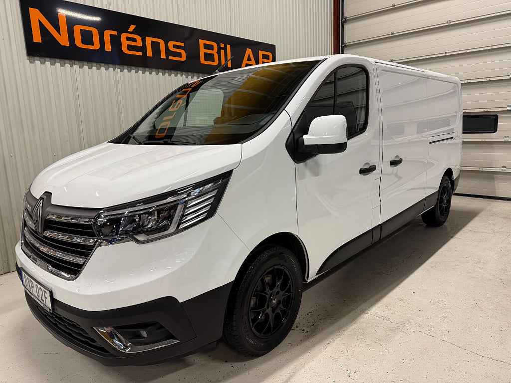 Renault trafic 2.0 dCi 150 AUT L2 DUBBLA SKJUTDÖRRAR LEASBAR/MOMS