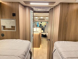 Husbil-integrerad Kabe TMI 860 Imperial LGB 26 av 52