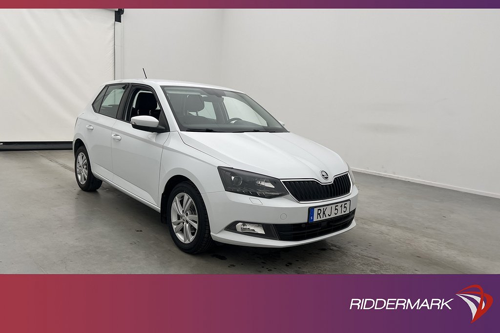 Skoda Fabia 1.2 TSI 90hk Style Motorvärmare Sensorer CarPlay