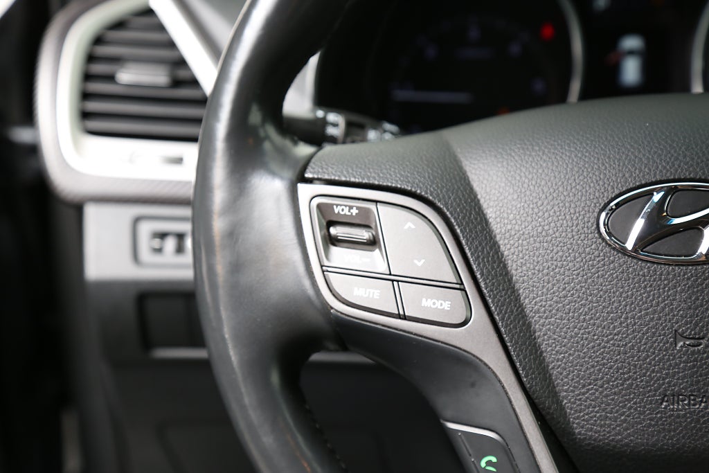 Hyundai Santa Fe 2,2 CRDi 200hk Premium AWD Aut Motorv Dragkrok 2017