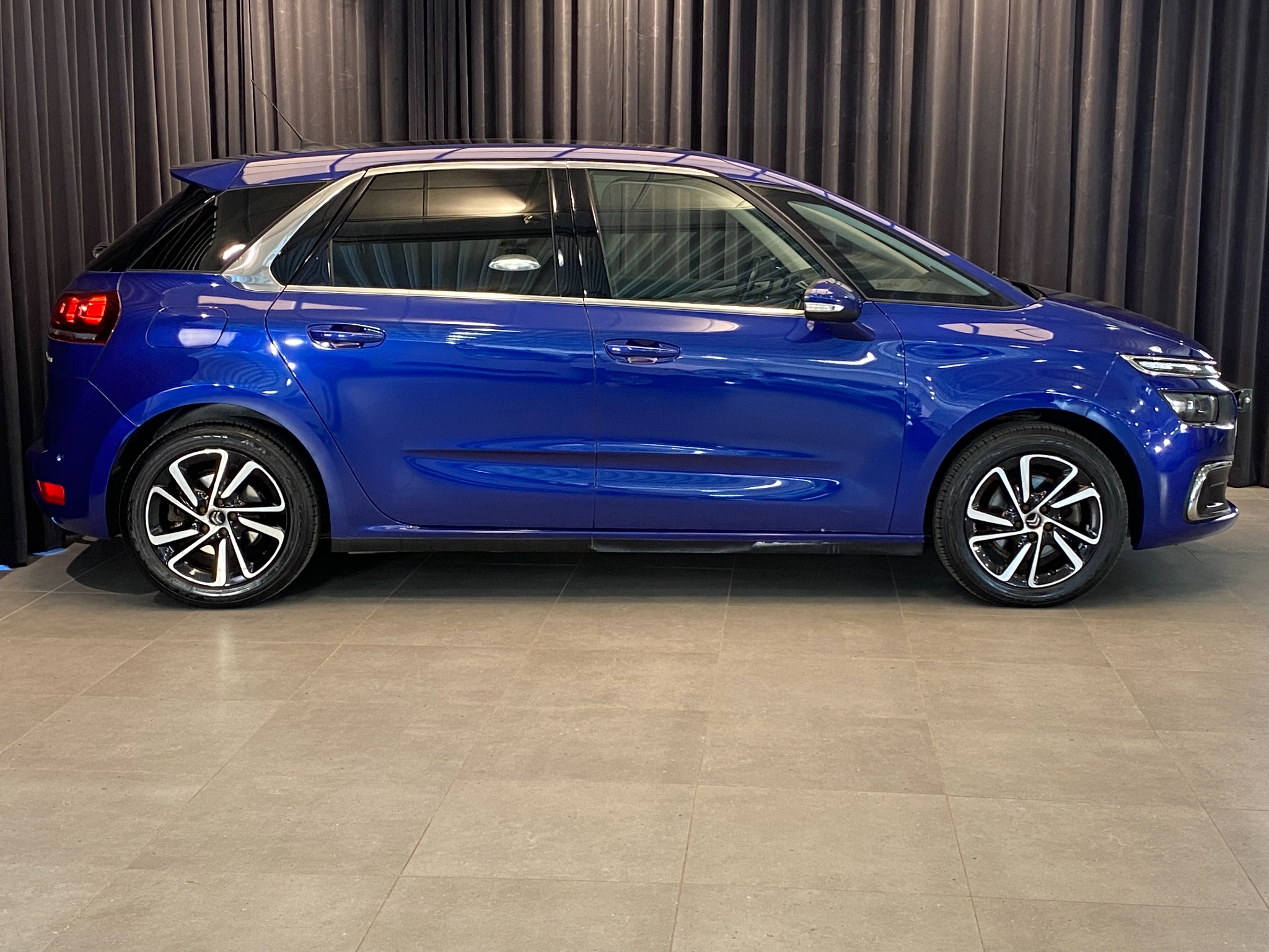 Citroen C4 Picasso 2019, photo 5/114