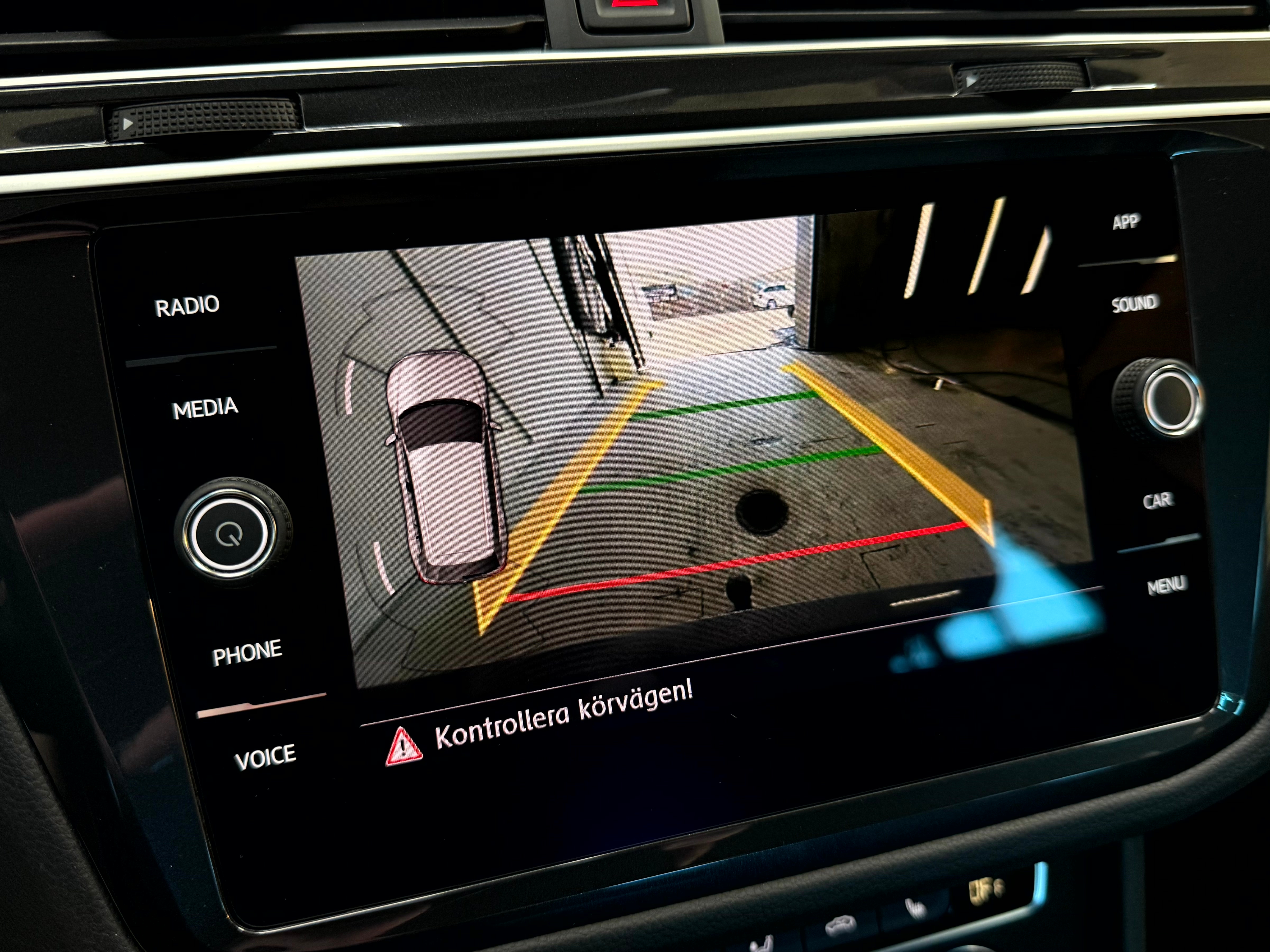 Volkswagen Tiguan GT 2020, photo 4/37