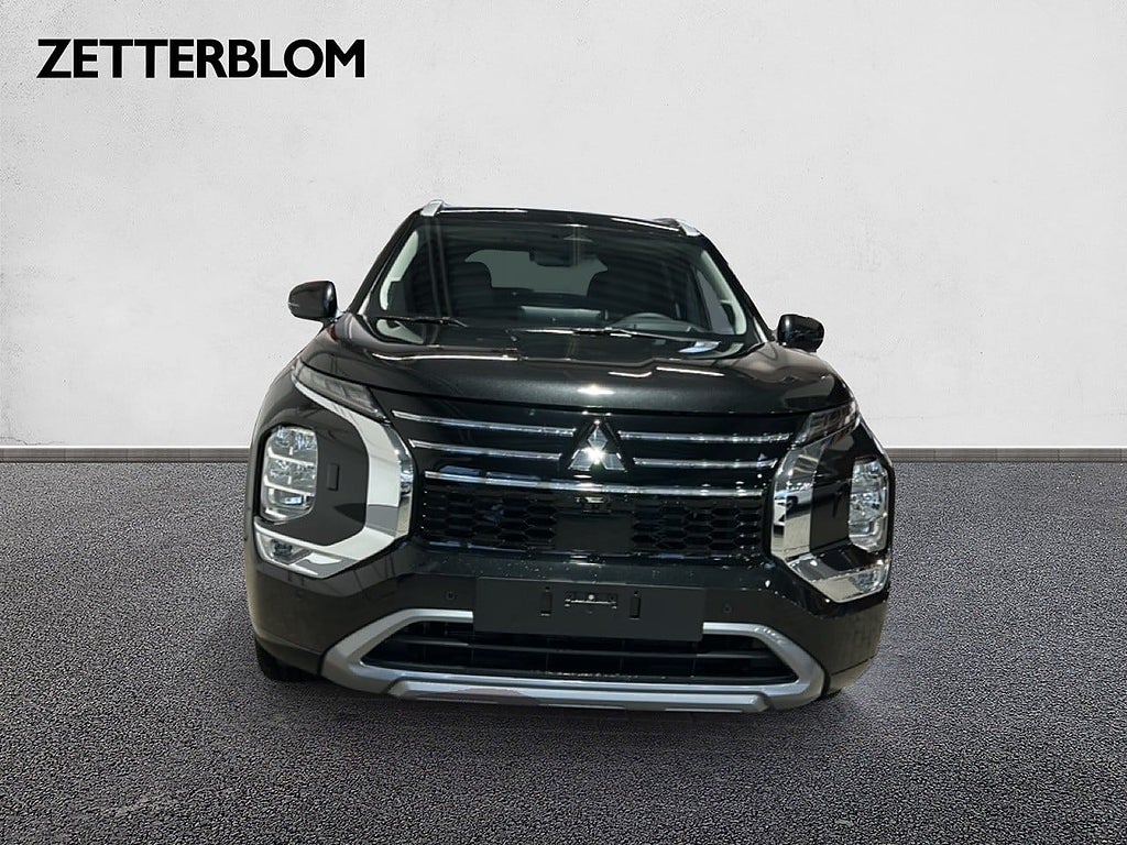 SUV Mitsubishi Outlander 5 av 22