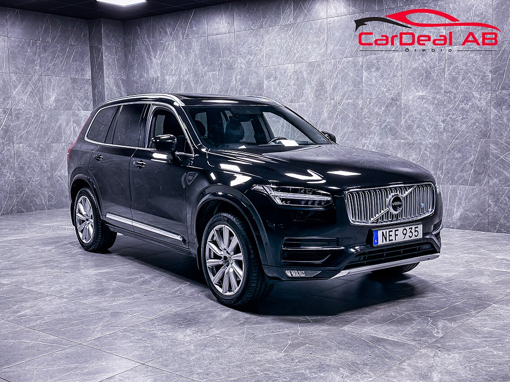 Volvo XC90 D5 AWD Inscription B&W Pano 7-sits HUD *FULLUTRUSTAD*