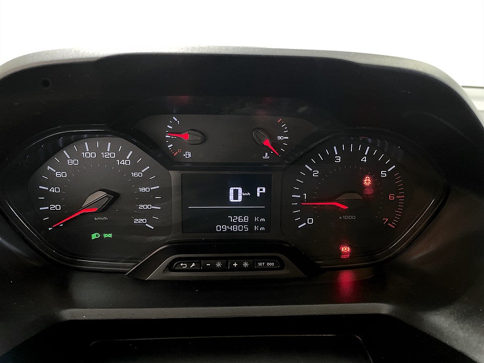 Bild på Peugeot Partner PRO 1.5 BHDi 130hk Aut L1 DRAG CARPLAY