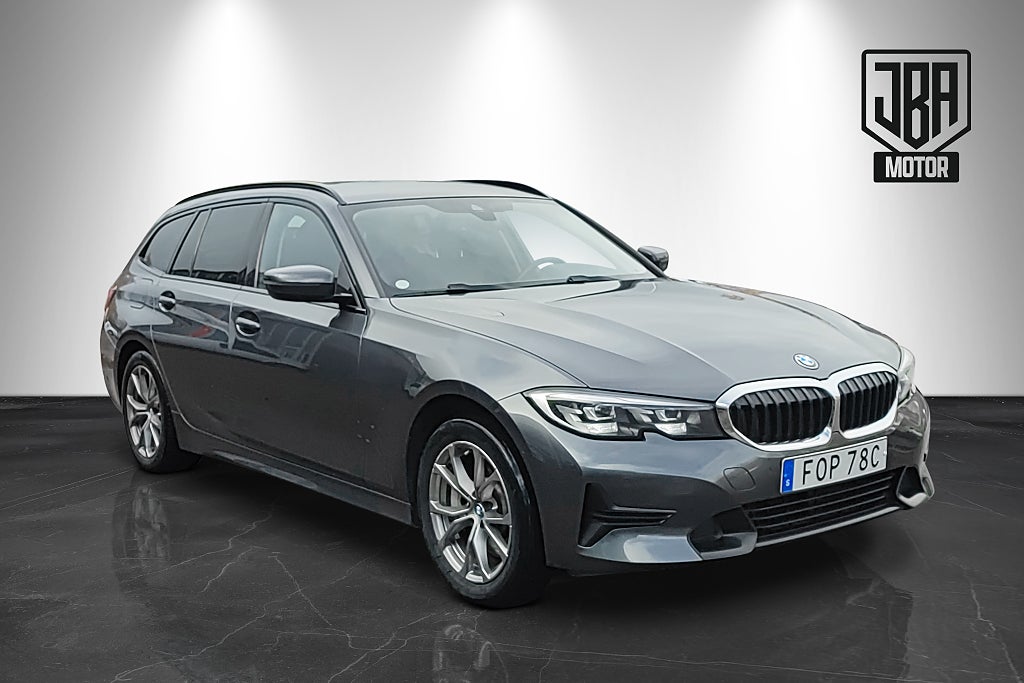 BMW 330e
