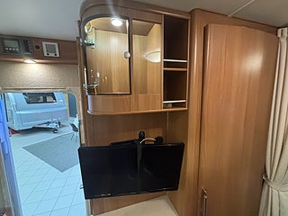 Husbil-halvintegrerad Kabe ROYAL 880 LT 23 av 33