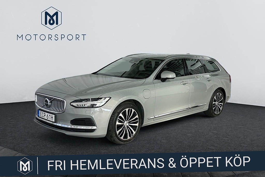 Volvo V90 Recharge T6 AWD Core Edition Adaptiv Fart Drag Värmare