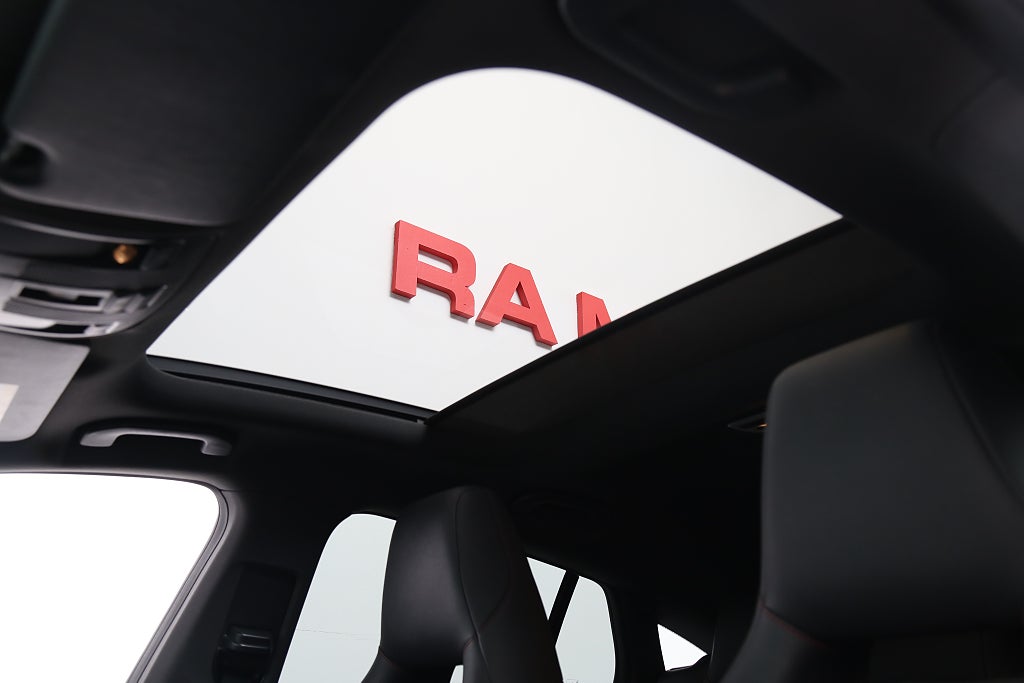 Mercedes-Benz CLA 220 d Shooting Brake 7G-DCT AMG Line Pano P-värme Drag 2017