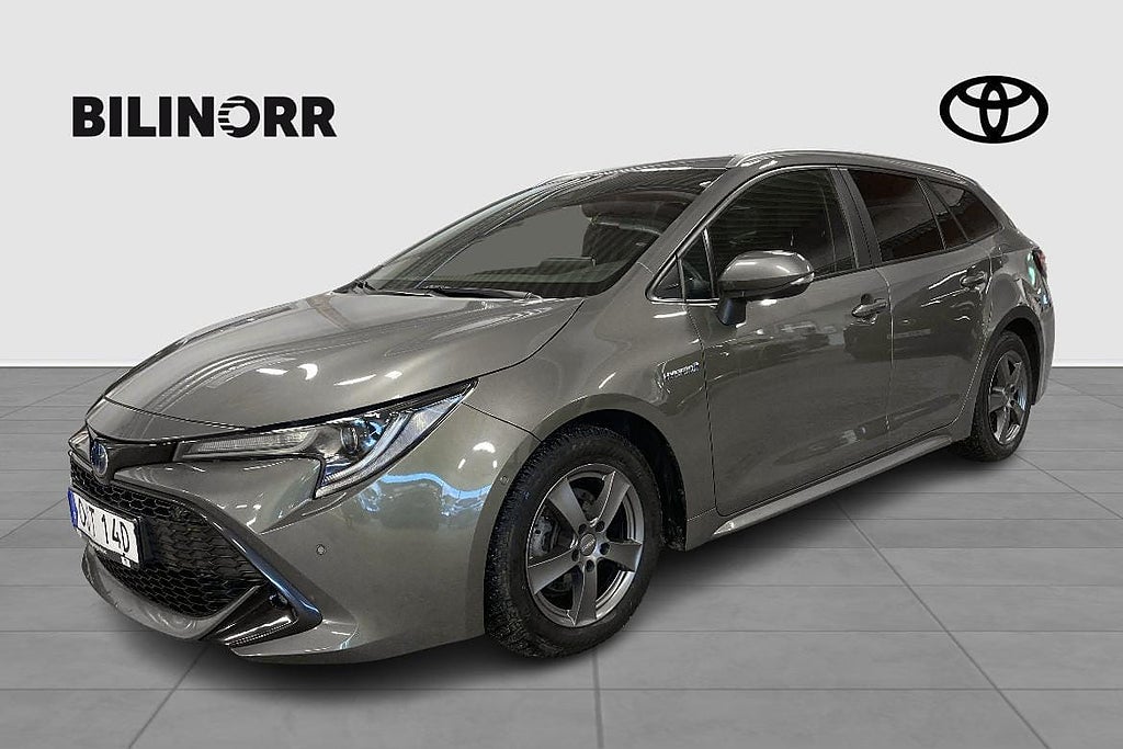 Toyota Corolla Touring Sports Hybrid 1,8 Style Teknikpaket | Vinterhjul