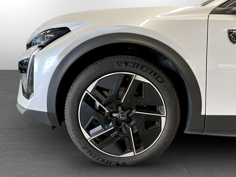 Bild på Peugeot 408 GT PHEV 225hk Aut - B-KAMERA, CARPLAY