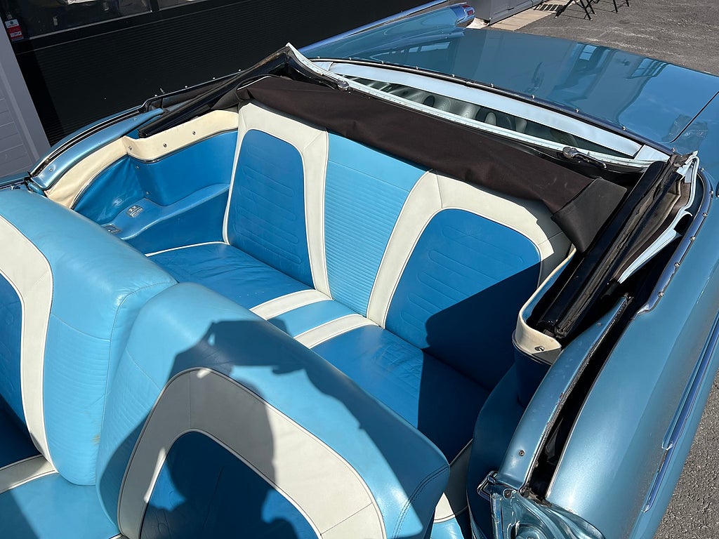 Oldsmobile Ninety-Eight Convertible Coupé 6.1 V8 Hydra-Matic, 4-trinn, 309hk, 1958