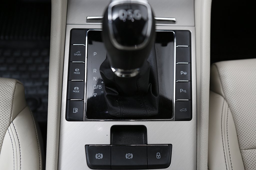 Skoda Superb iV Kombi Plug-in Hybrid Business Edition L&K 2021