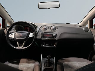 Seat Ibiza 5-dörrar 1.4 Style Motorvärmare Farthållare S/V-hjul – bild 8